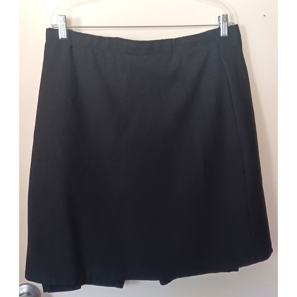 Women's Black Basic A-Line Skort‎ Sz L Classic Minimalist Activewear Tennis Golf